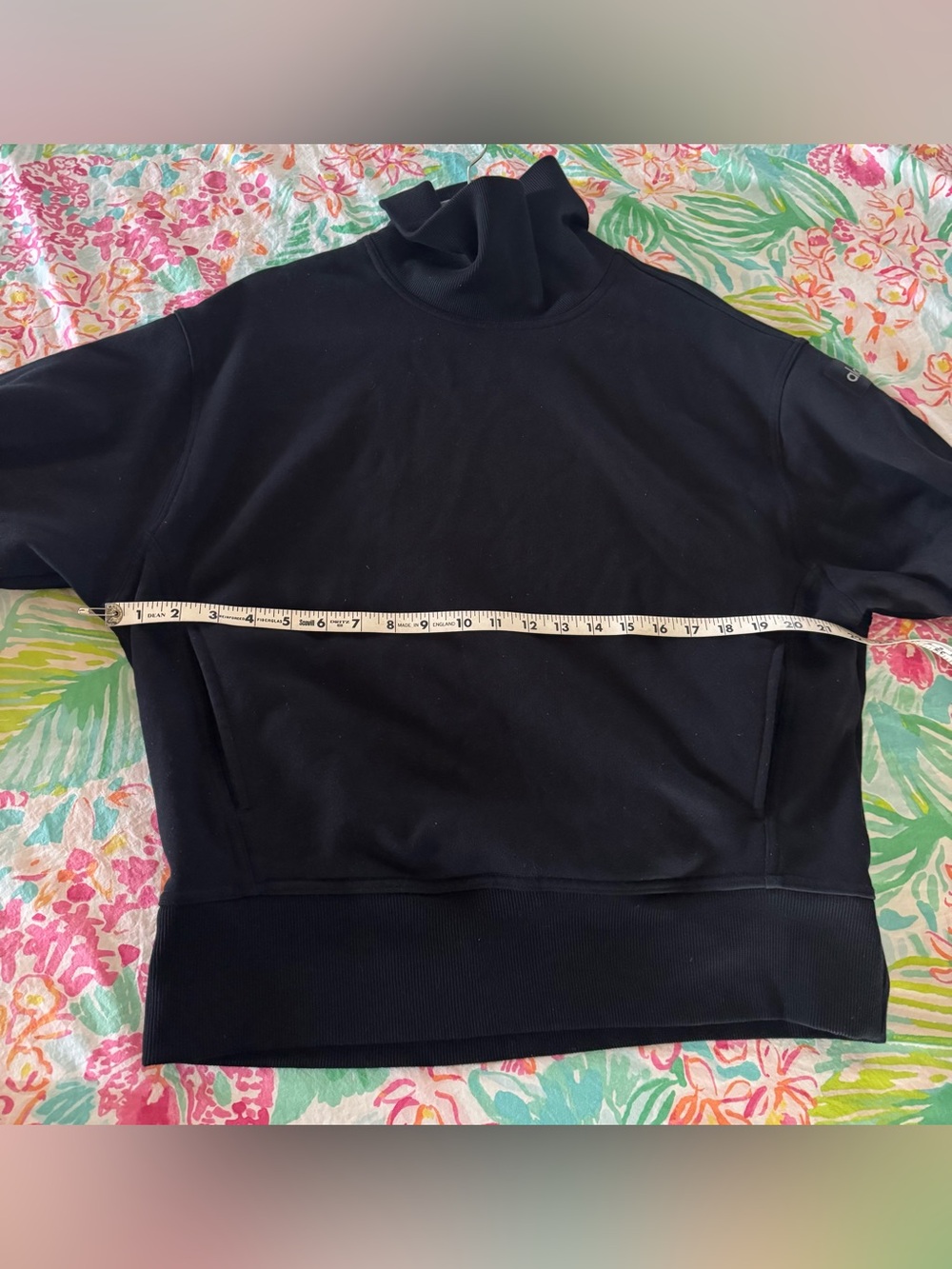 ALO Yoga Hazy Black Sweatshirt Size XS - Picture 9 of 13